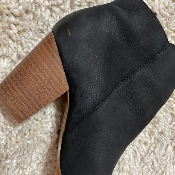 Black Aldo Booties - Picture 4 of 6